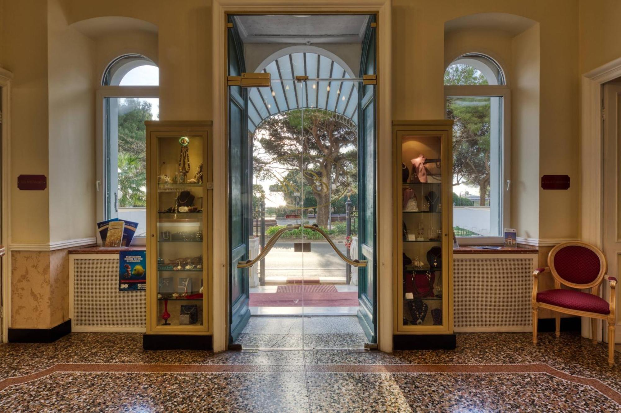 Ena Hotel Arenzano Exteriér fotografie